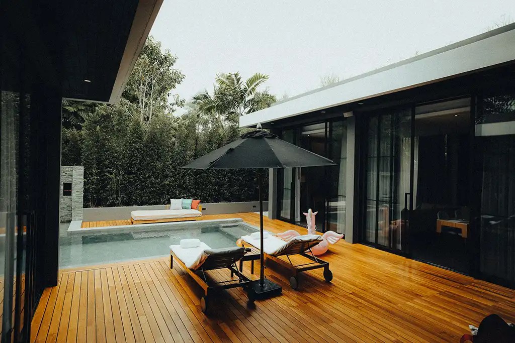 review-v-villas