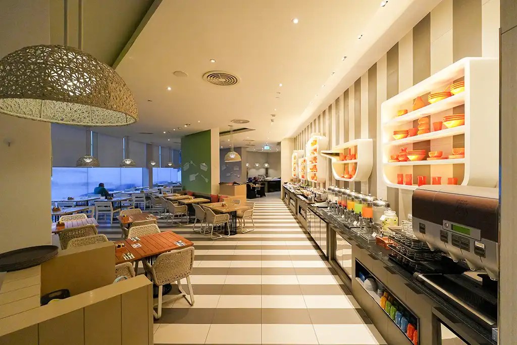 holiday-inn