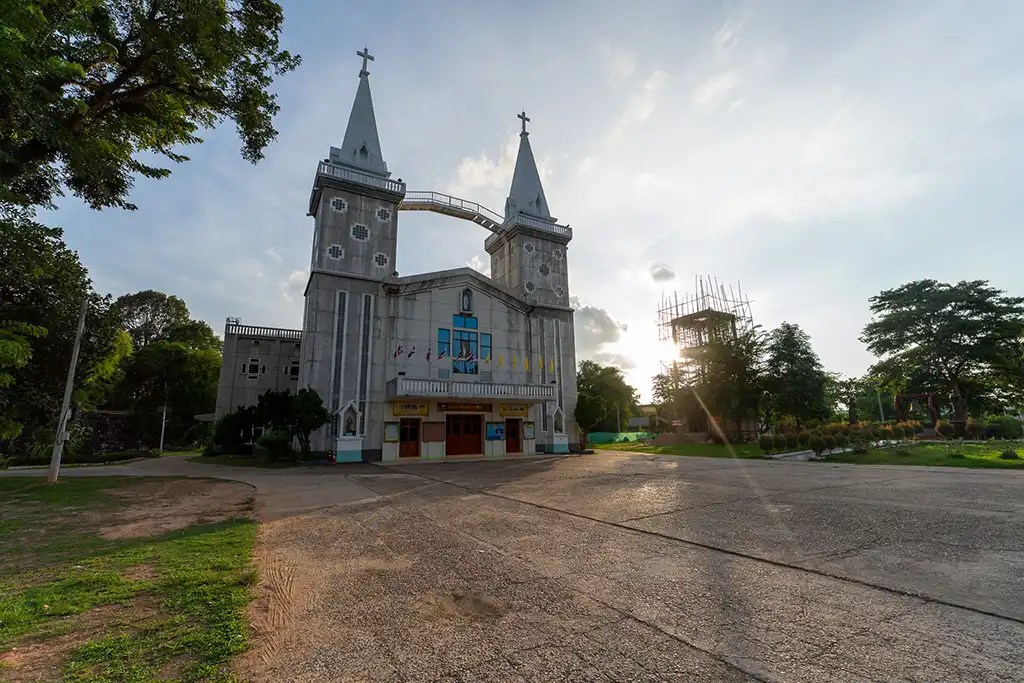 review-nakhon-phanom