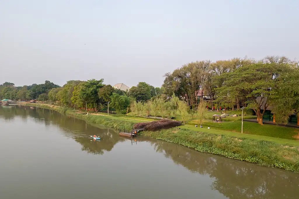 cross-chiang-mai-riverside