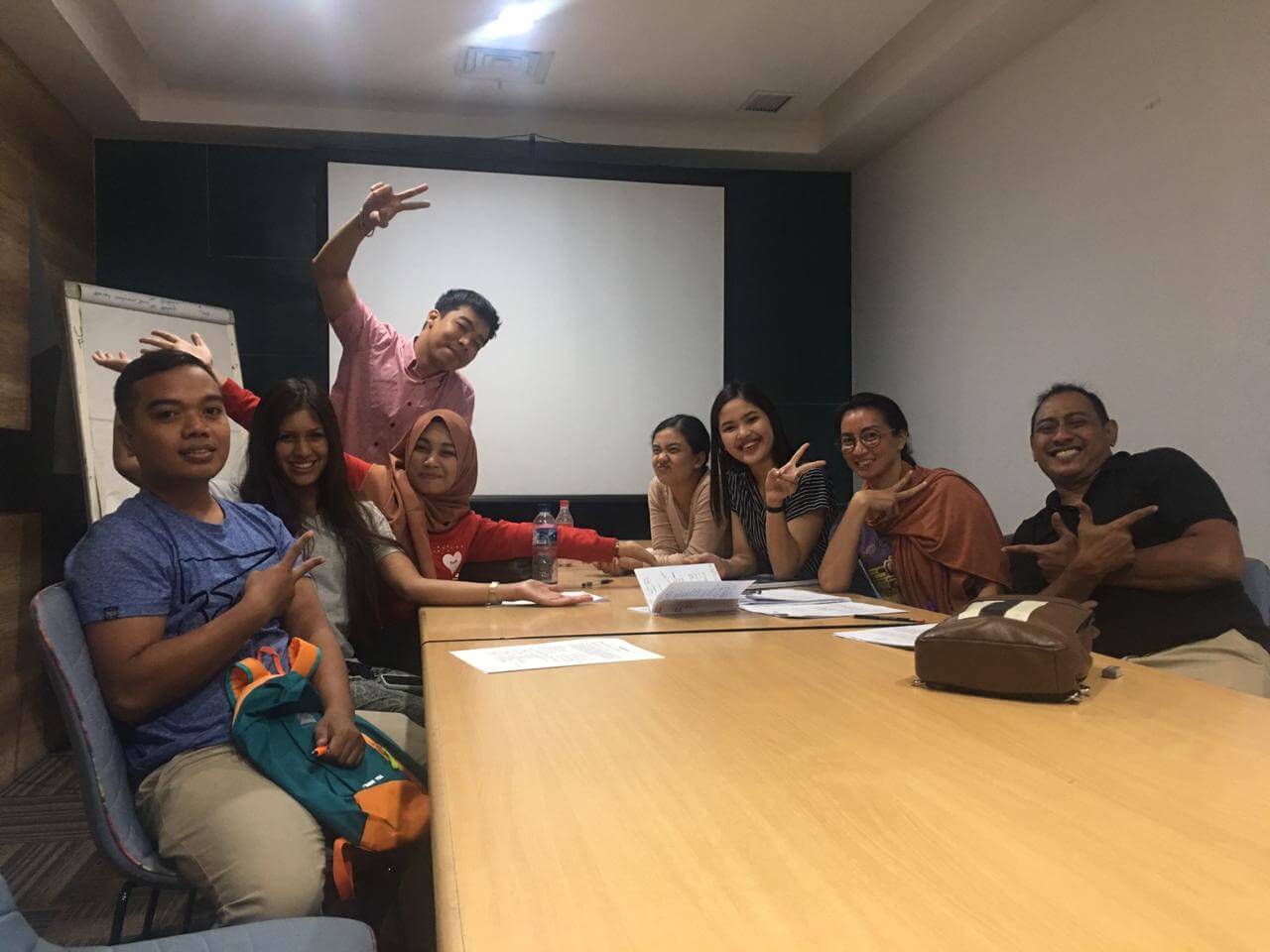 Added 4 year ago 05:00 antonio ross and her sensuous korean ibu rumah . Kursus Bahasa Inggris Dari Dasar Golden English Wa 0818 790 111