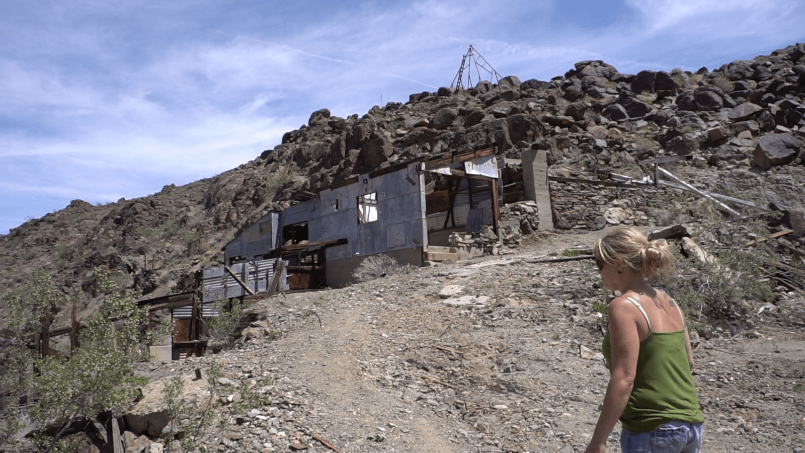 Golden Egg Mine 02
