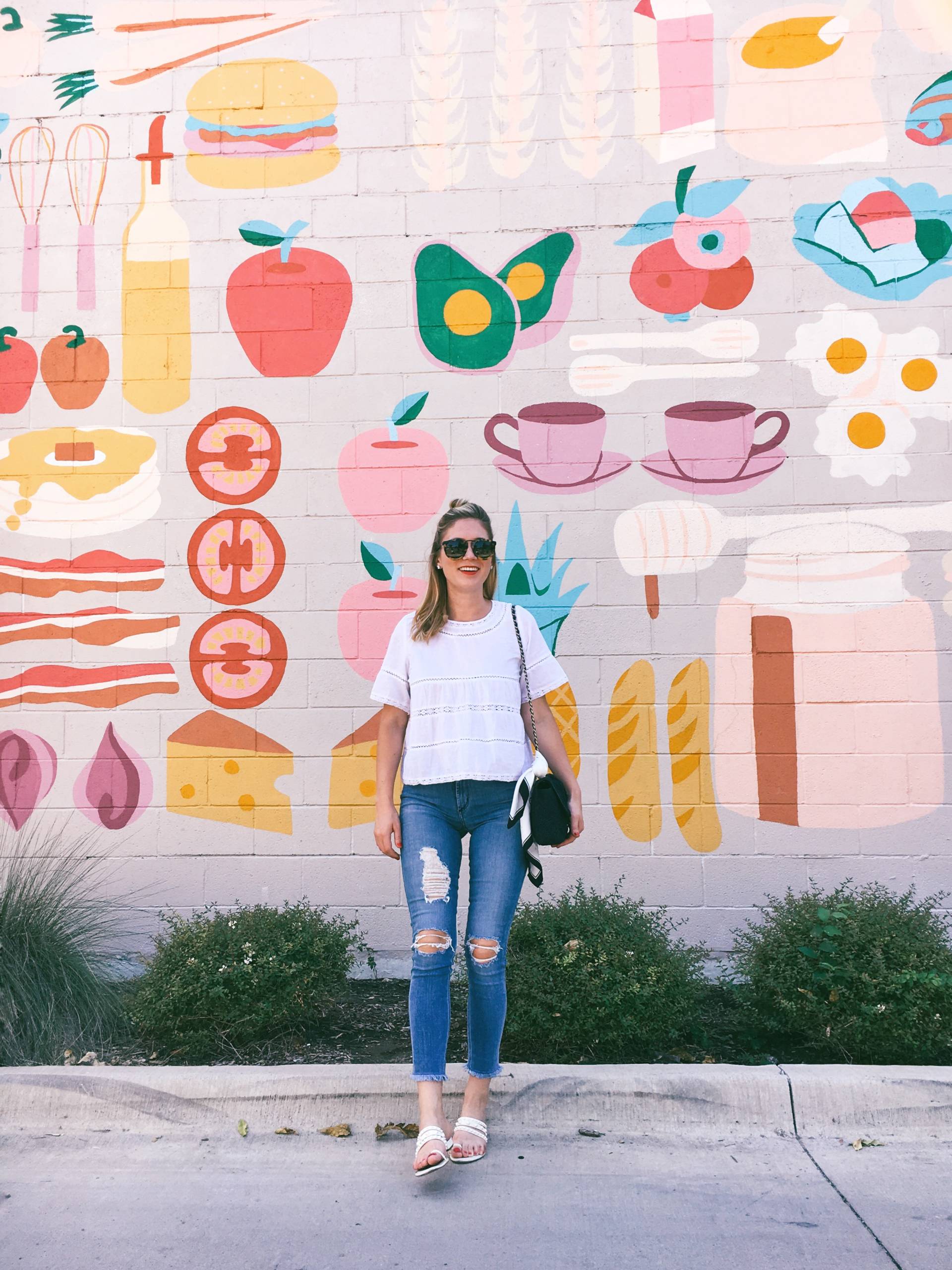 The 10 Best Mural Walls in Dallas (and their EXACT locations!)