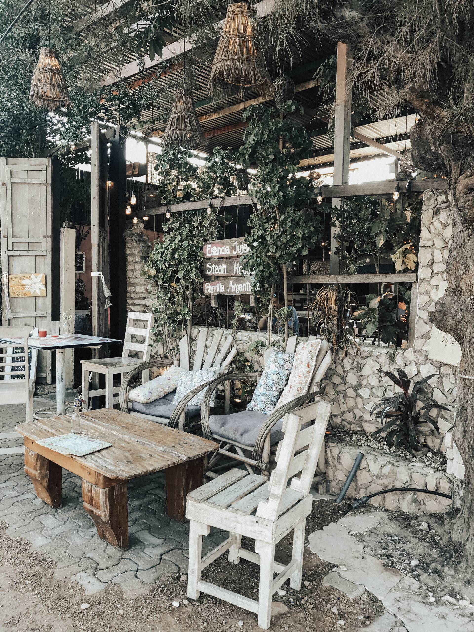 Cute Restaurant Decor Tulum