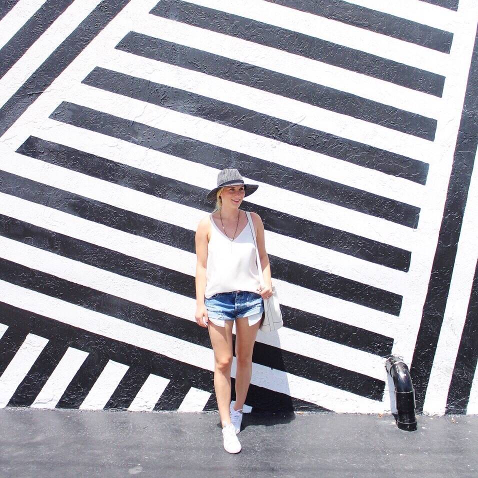 Casual travel style at the Wynwood Walls in Miami Florida