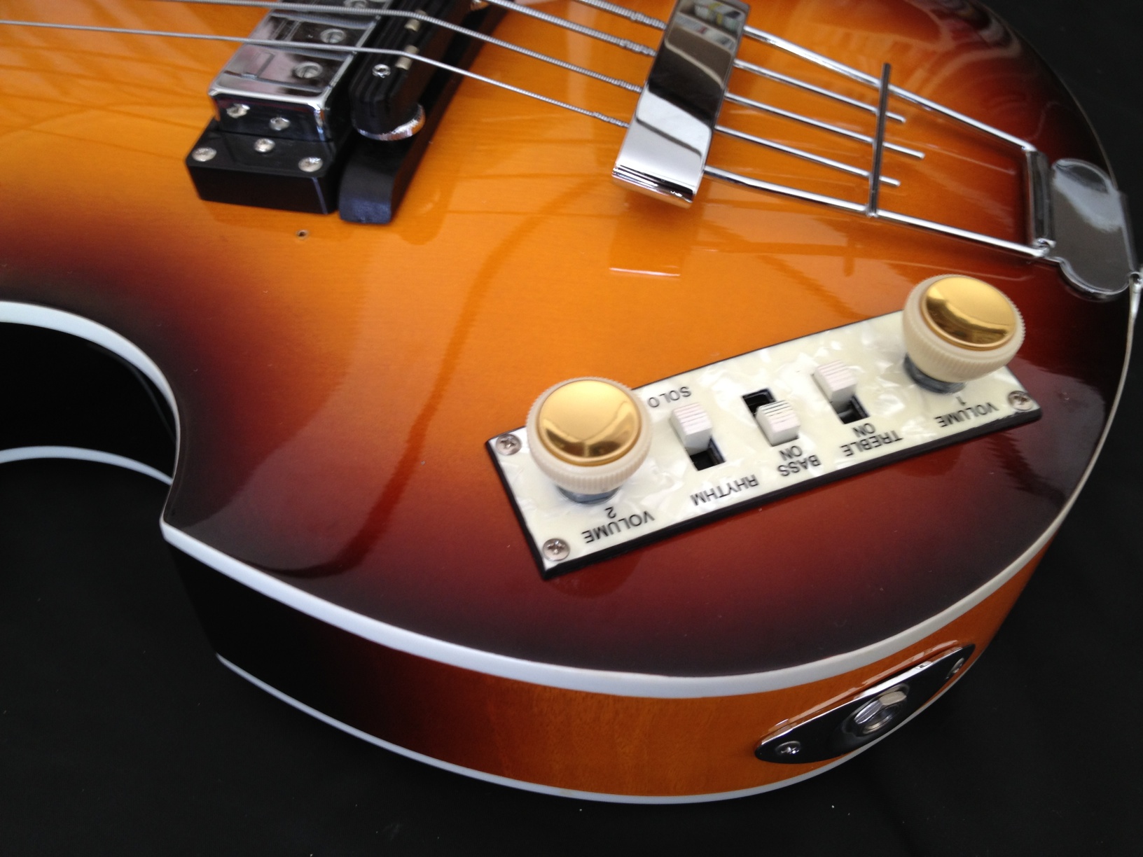コンパネの化粧：Hofner Ignition Bass – Goldmine1969.com