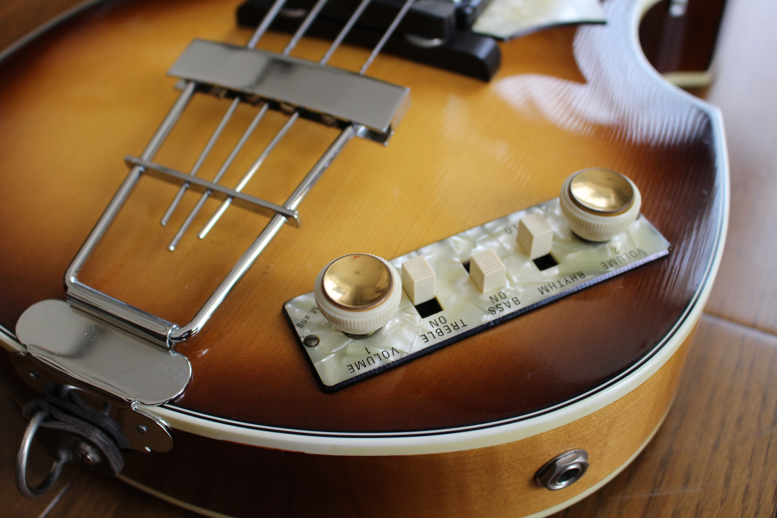 Hofner 500/1 Vintage 62 – Goldmine1969.com