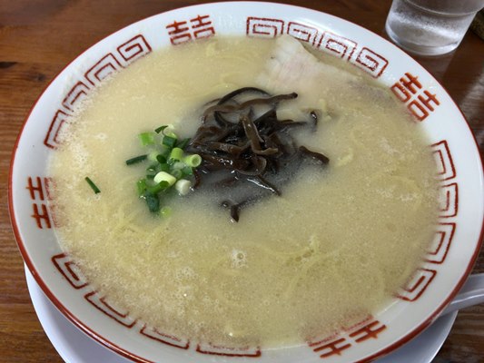 元気一杯] 看板のない元祖クリーミー豚骨ラーメンのお店 | ゴルフバカ