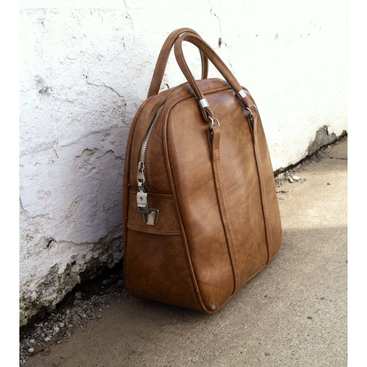 AMELIA EARHART LUGGAGE