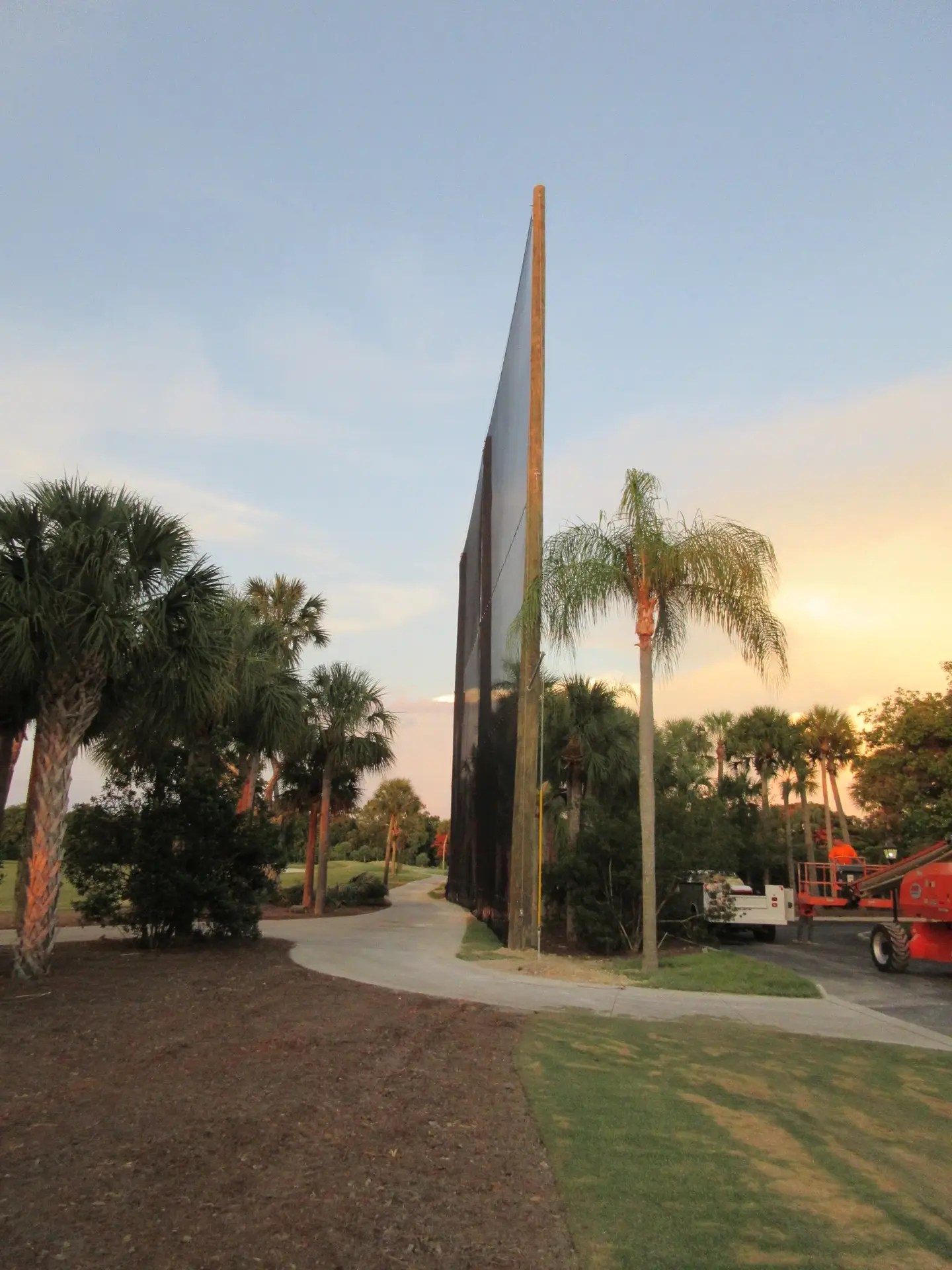 Minimal damage to your golf course with our professional netting installations