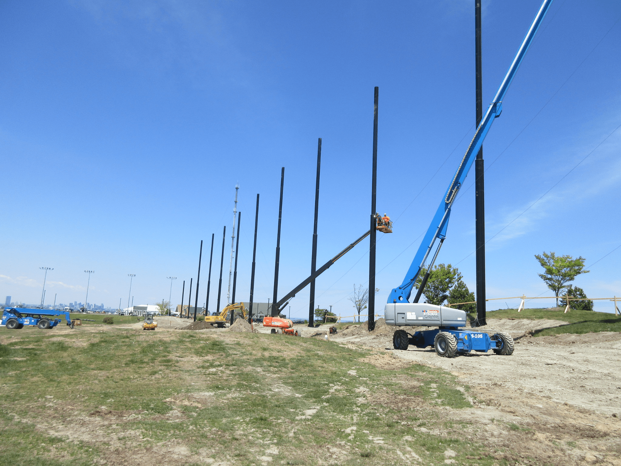 Support cable install for golf barrier netting