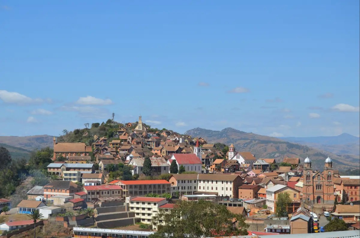 Fianarantsoa Travel Guide: Madagascar’s Historic Highland City