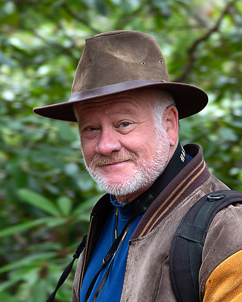 portrait of author Gordon Fox Kreplin