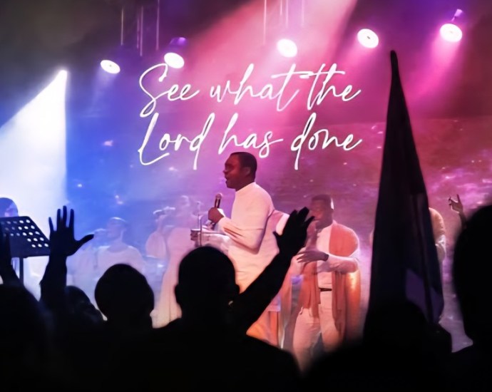Nathaniel Bassey – See What The Lord Has Done