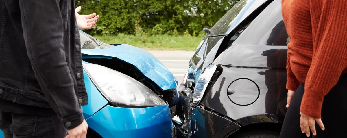 Soñar con accidente de carro y salir ileso