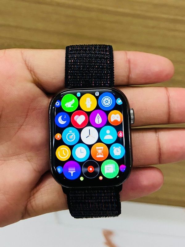 Series 9 Curve Display Smart Watch With Apple Logo Premium Quality - Image 3