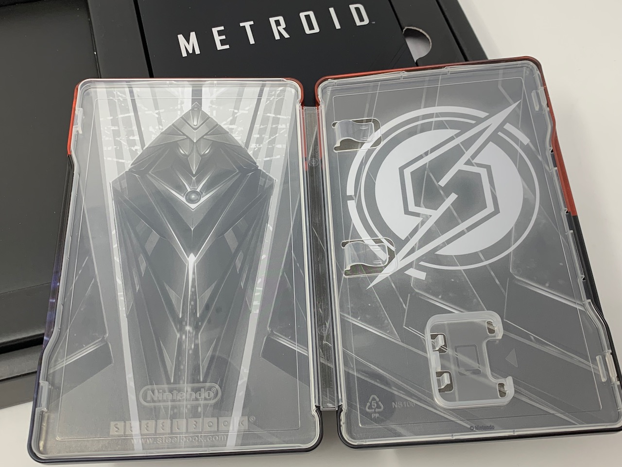 Unboxing Metroid Dread Edition speciale collector