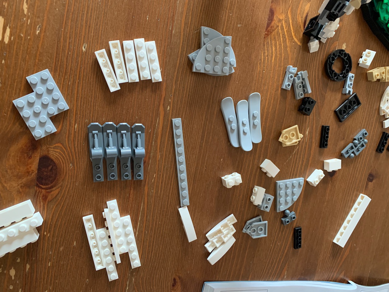 tete LEGO grand cou