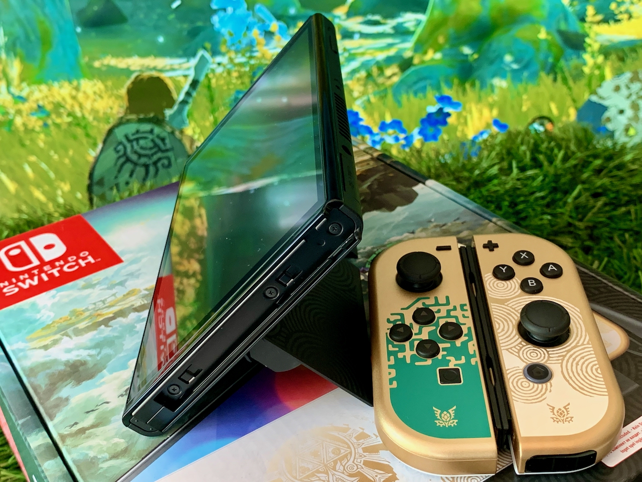 unboxing Switch Oled Zelda Tears of the kingdom