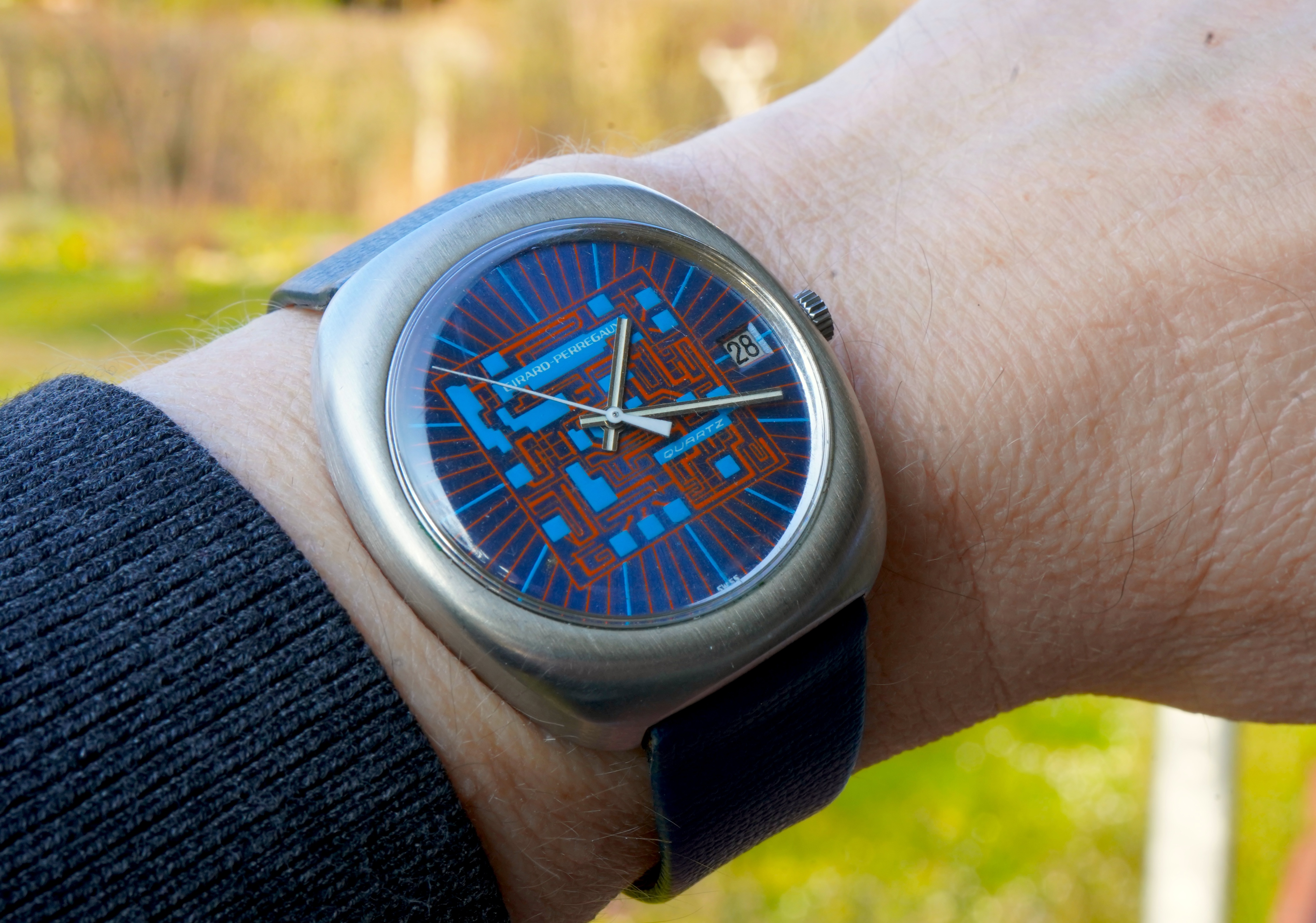 wristshot: Girard-Perregaux Quartz 9444 circuit dial - The GP