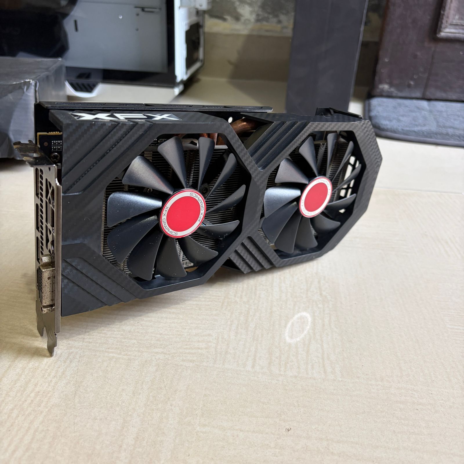 XFX Radeon RX 580 8GB Graphics Card 5 XFX Radeon RX 580 8GB Graphics Card - Image 3