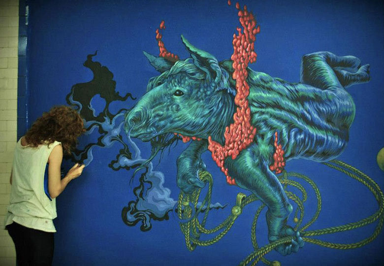 In this, her first solo show, the artist contemplates the dichotomy of human nature and animal instinct in a striking collection of original artworks which . Georgina Ciotti Graffitimundo