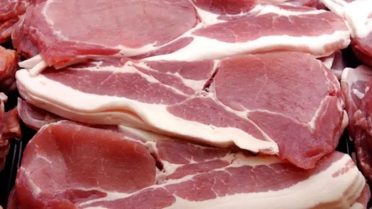 rashers of smoked back bacon
