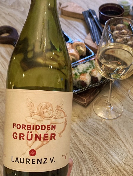 Laurenz V. Forbidden Grüner 2018