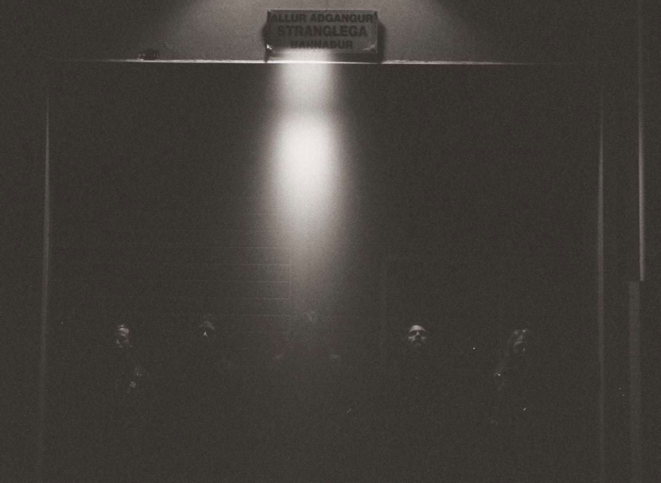 Núll. Photo by Julie Schneider.