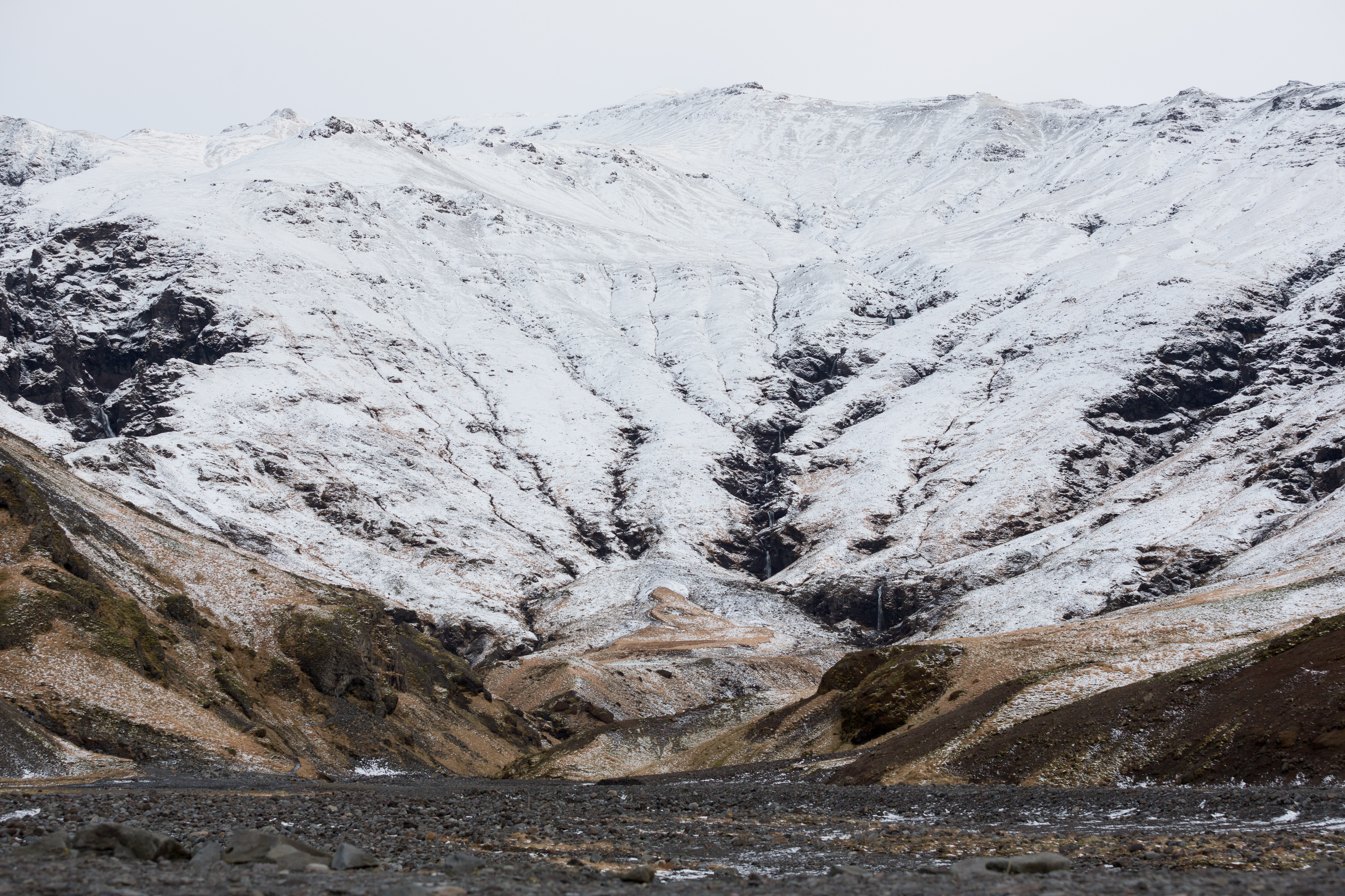 Seljavallalaug_Art_Biknick_1