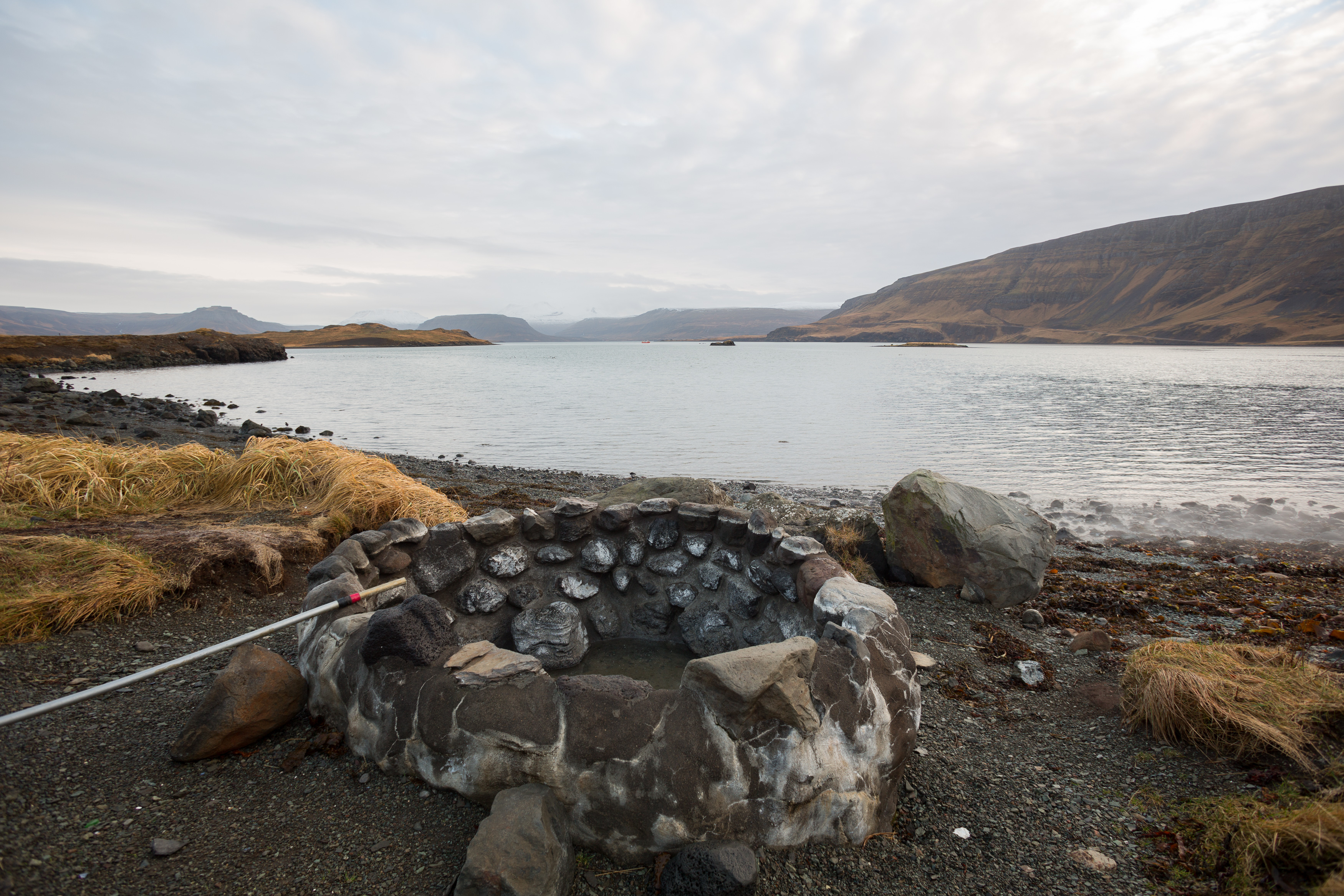 Hvalfjardarlaug_Art_Biknick_1