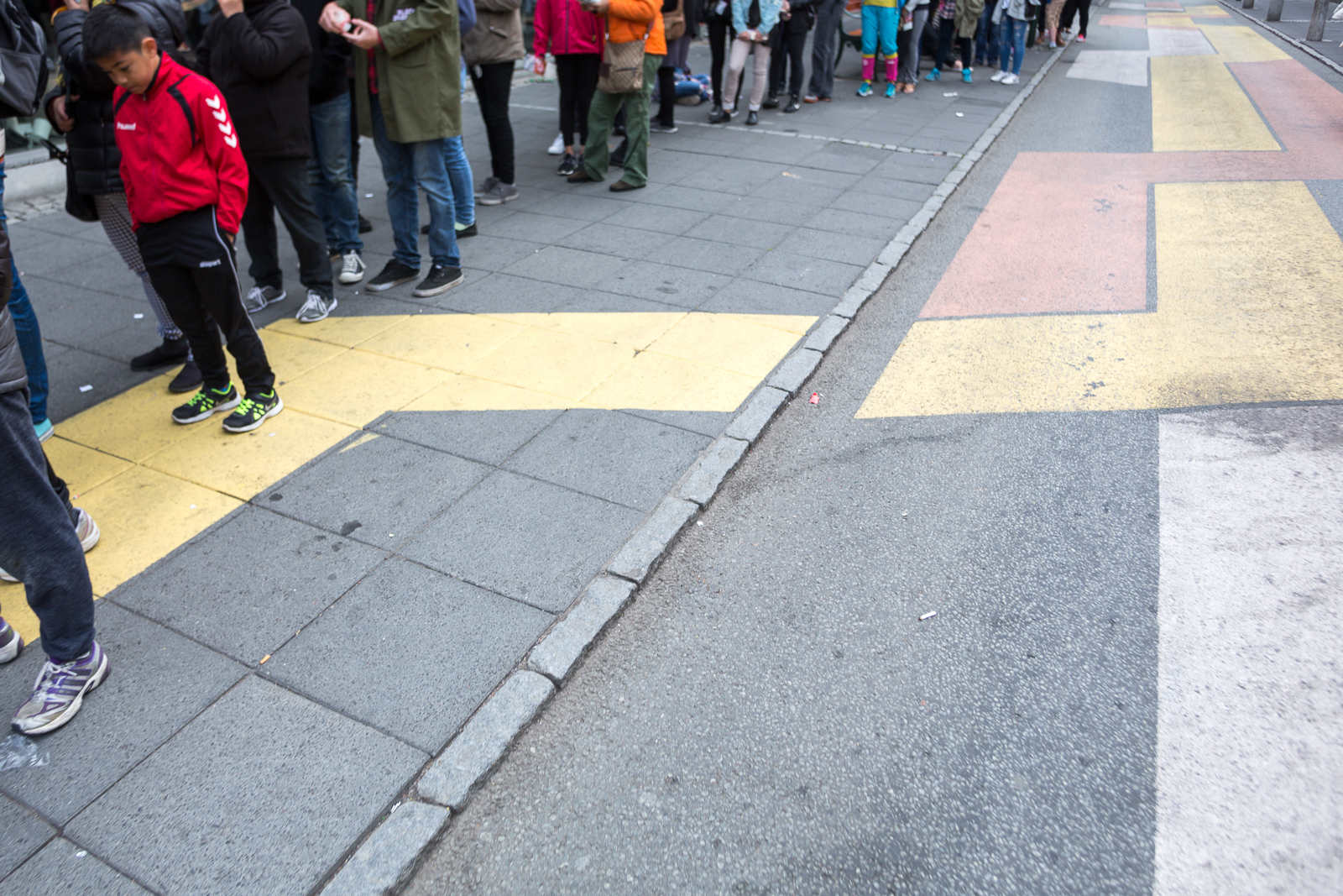 Dunkin' Donuts open in 101 Reykjavík, 2015 by Art Bicnick