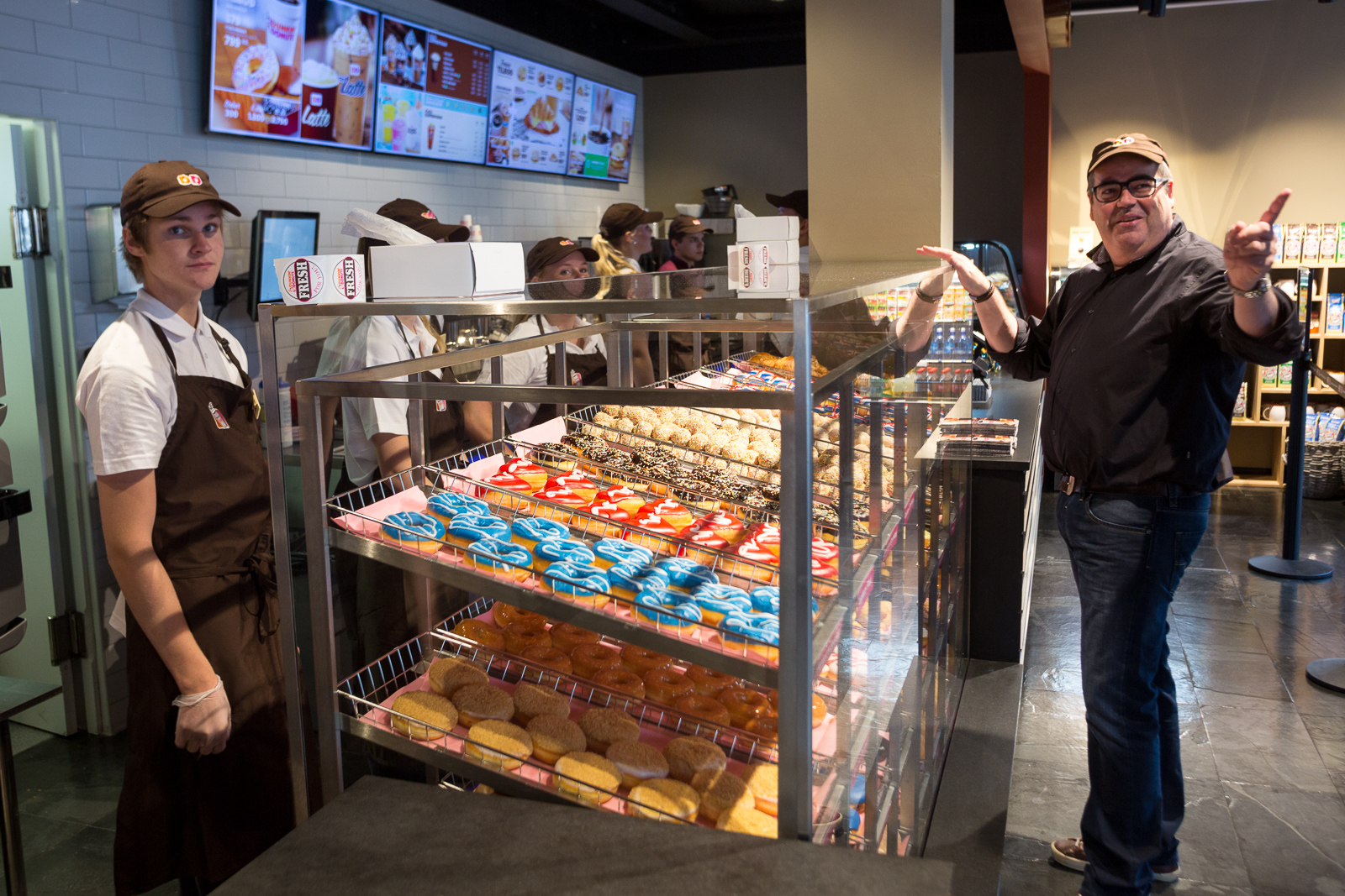 Dunkin' Donuts open in 101 Reykjavík, 2015 by Art Bicnick