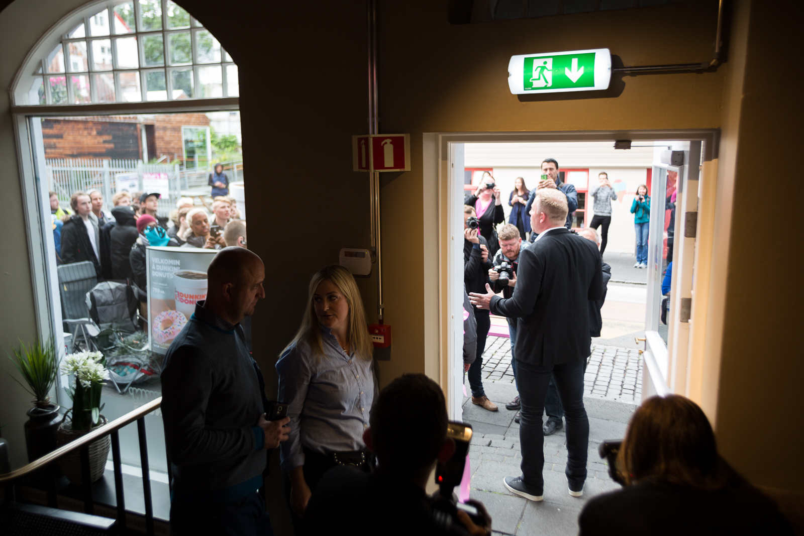 Dunkin' Donuts open in 101 Reykjavík, 2015 by Art Bicnick