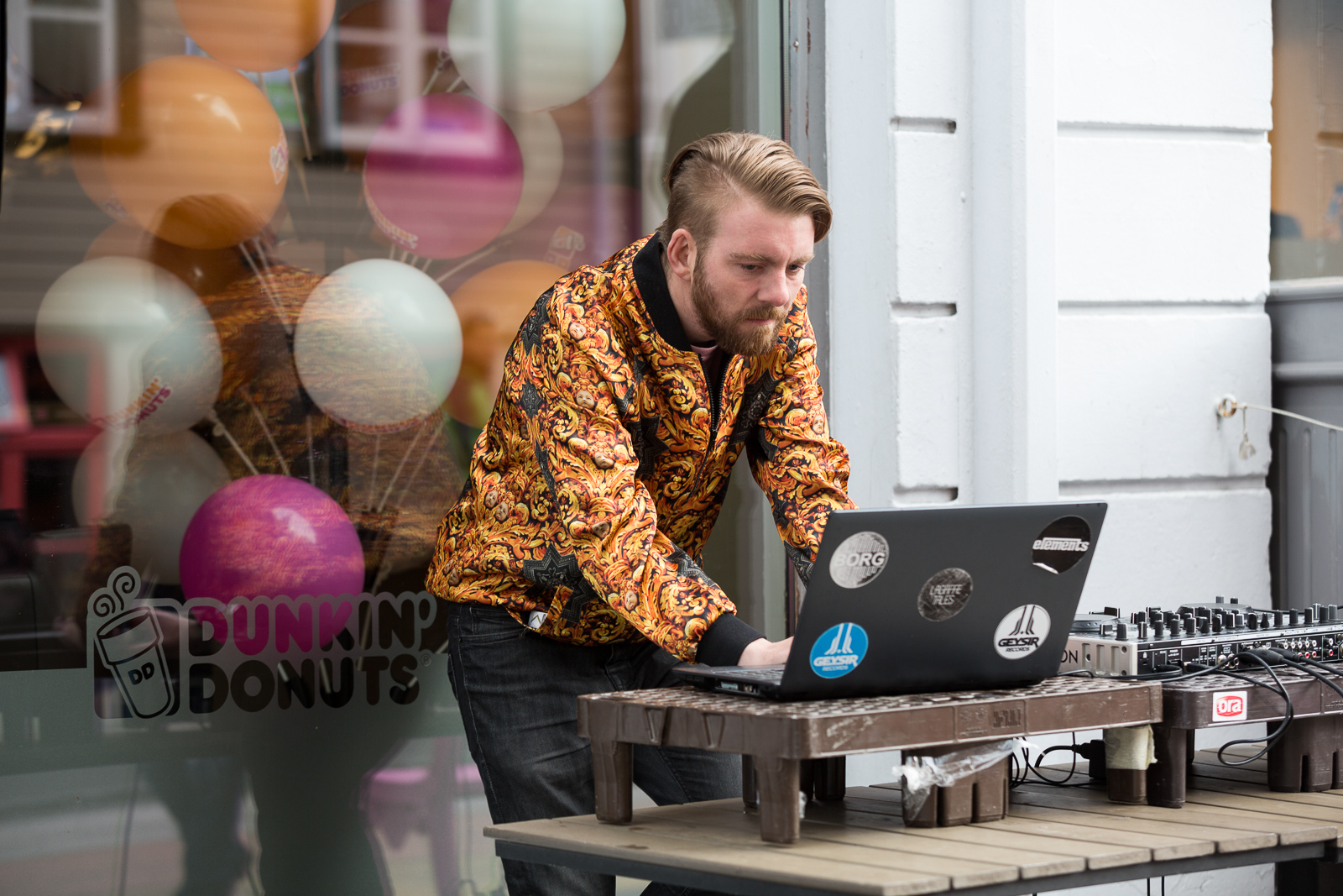 Dunkin' Donuts open in 101 Reykjavík, 2015 by Art Bicnick