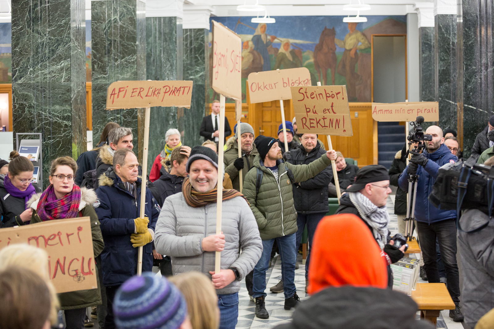 Protest at Landsbanki