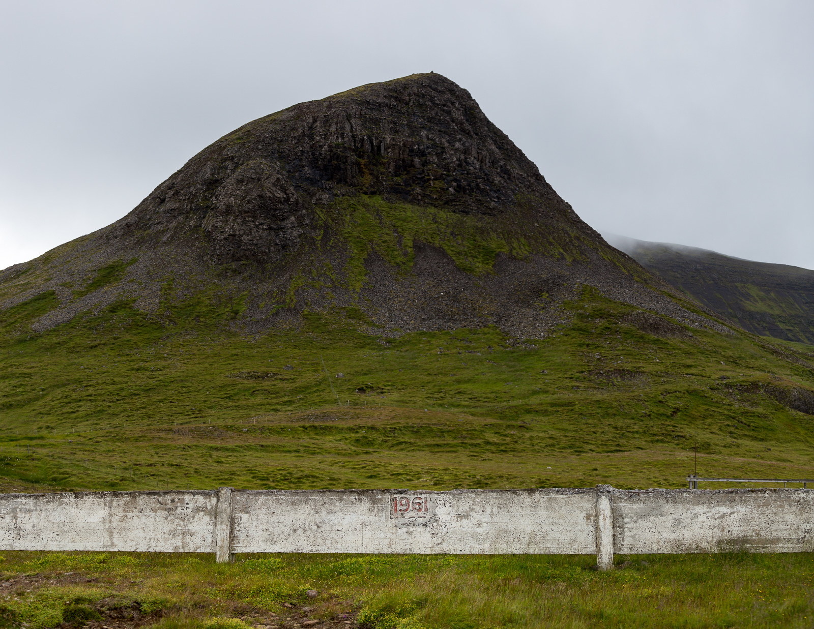 Haukadalsskarð. Photo by Art Bicnick.