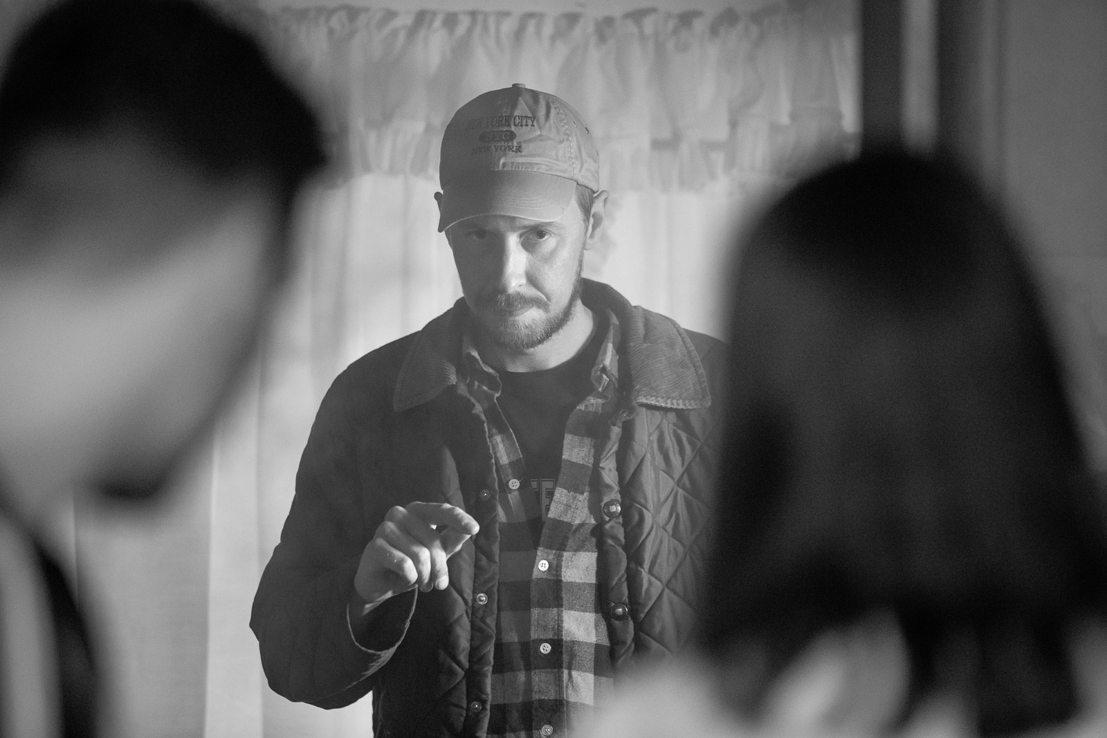 On the set of Mara. Photos by Art Bicnick.