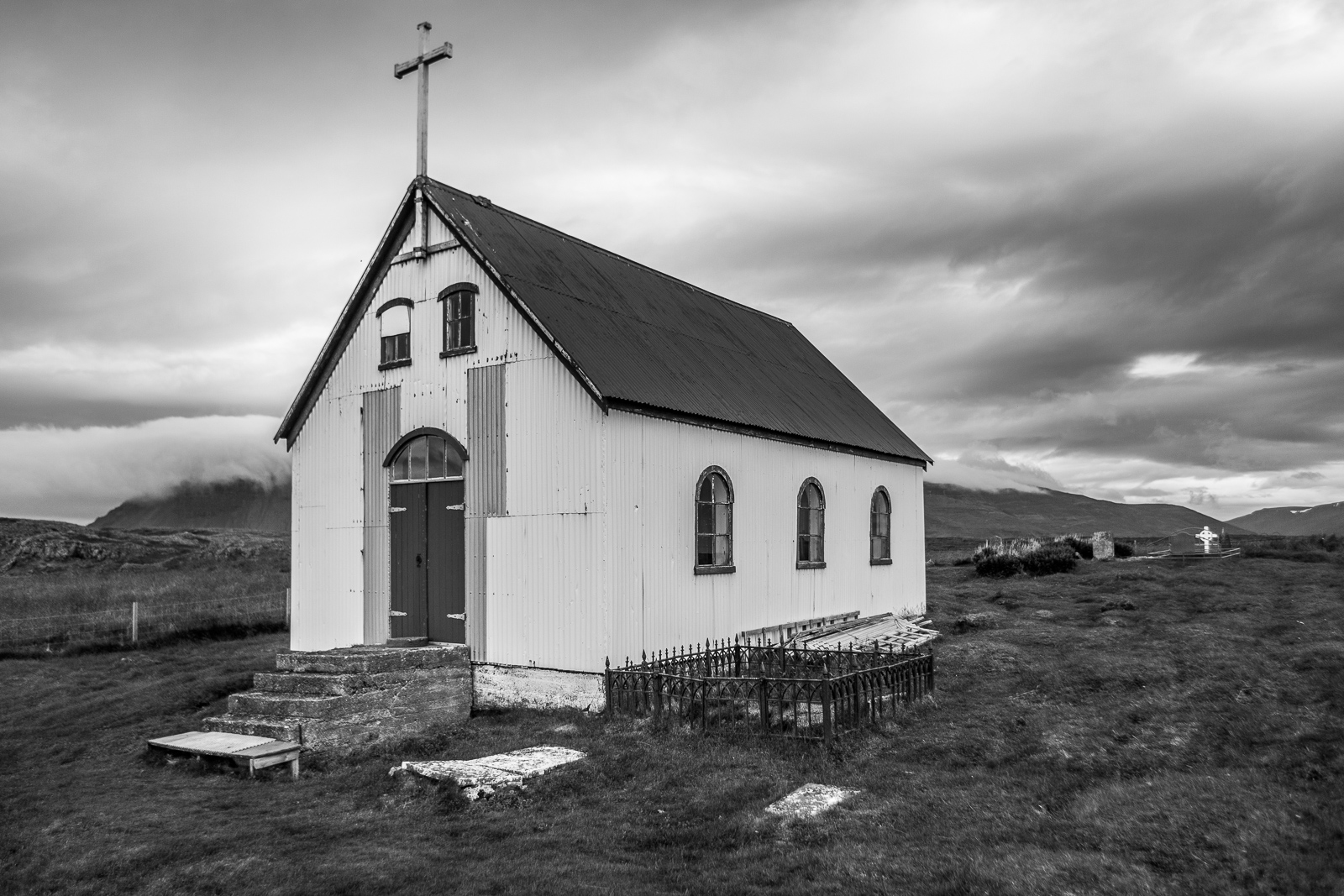 Dagverðarnes. Photo by Art Bicnick.