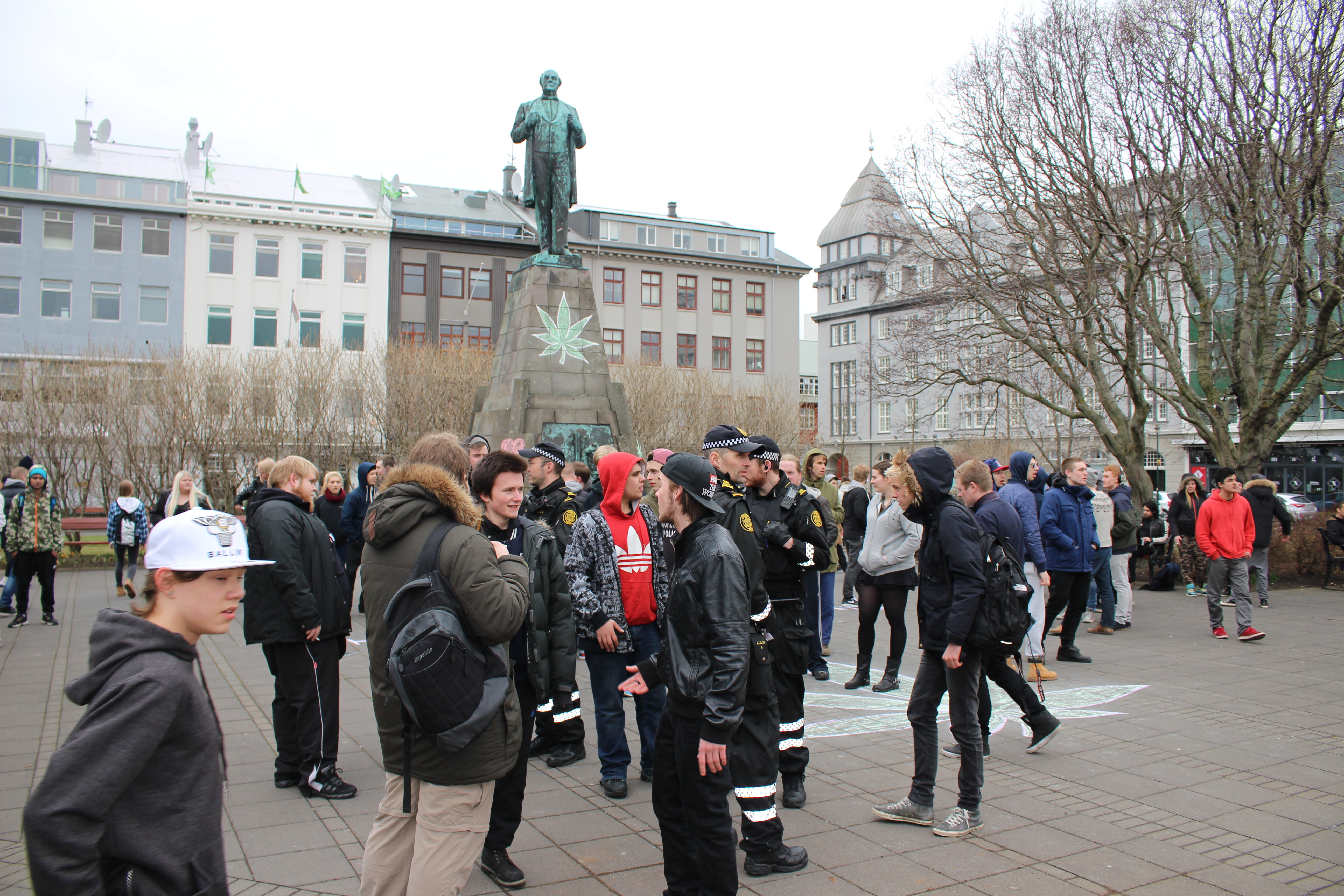 4/20 Weed Protest Austurvöllur - Jón Benediktsson