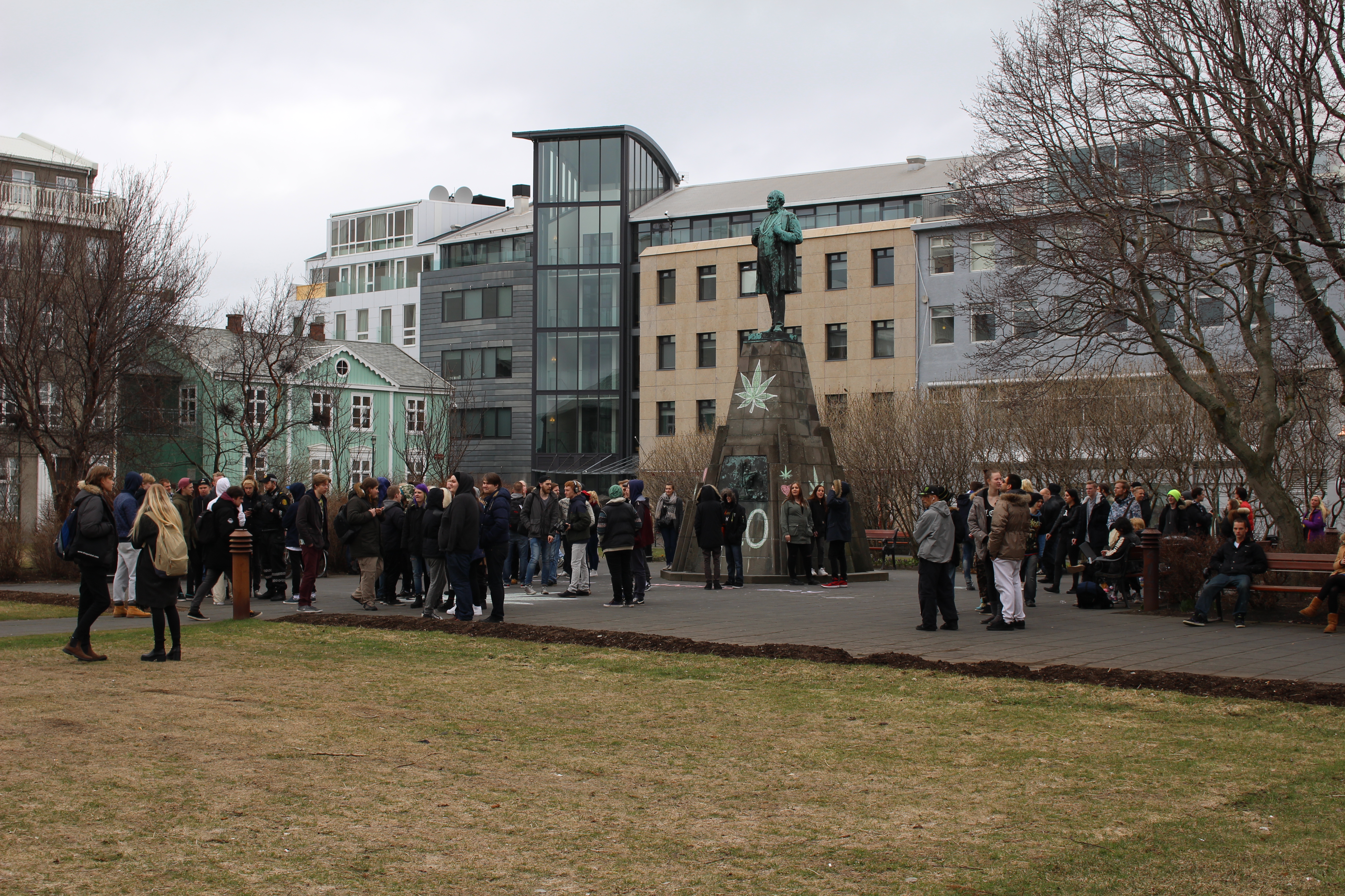 4/20 Weed Protest Austurvöllur - Jón Benediktsson