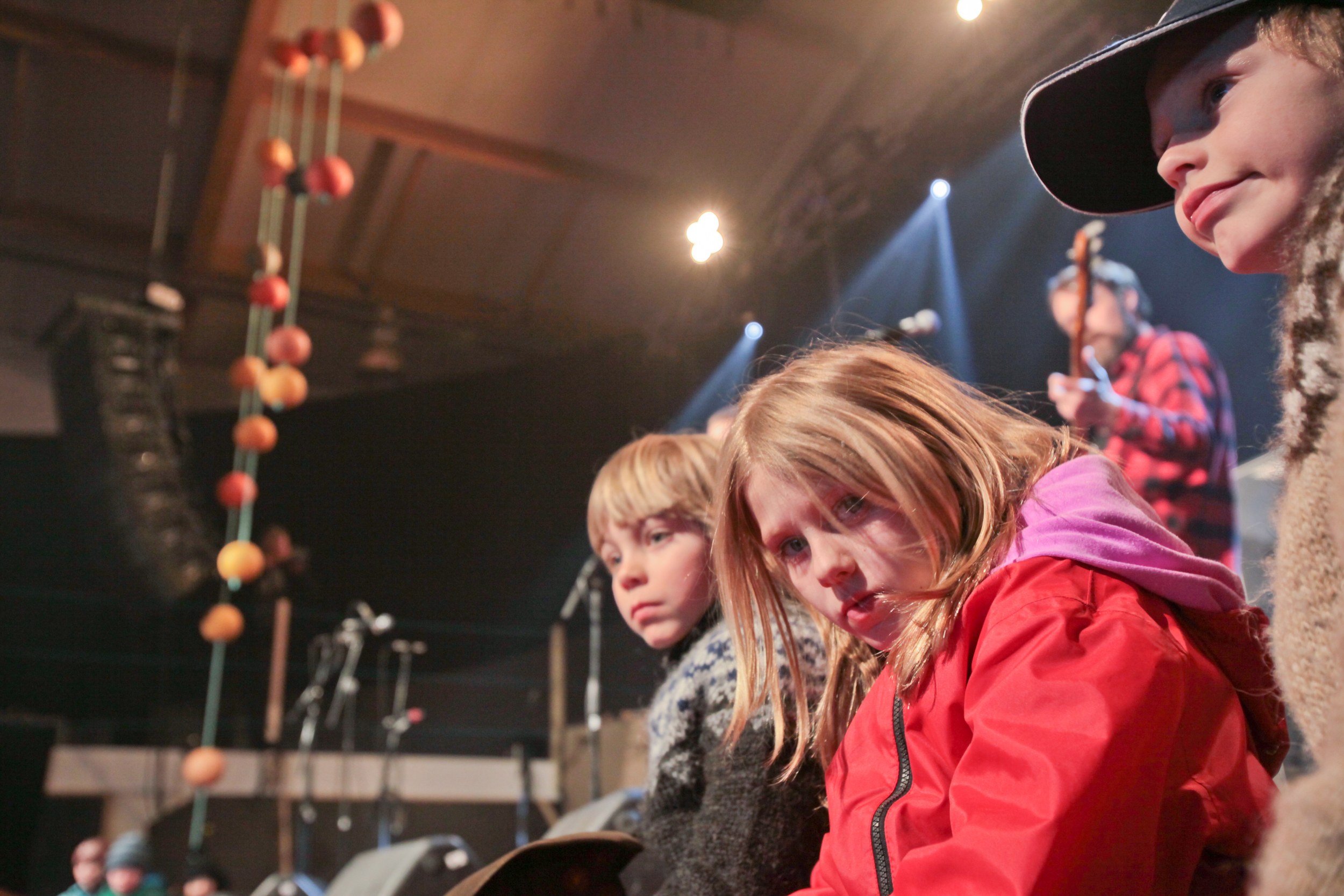 Aldrei fór ég suður by Alísa Kalyanova