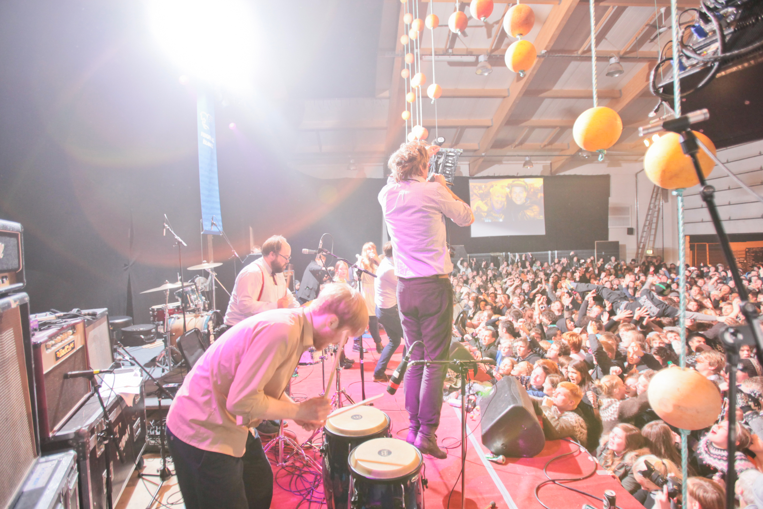 Aldrei fór ég suður by Alísa Kalyanova