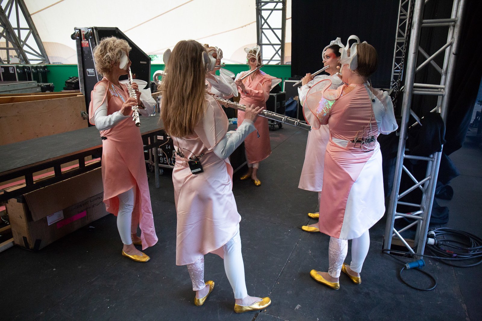 These flutes ain't gonna flute themselves