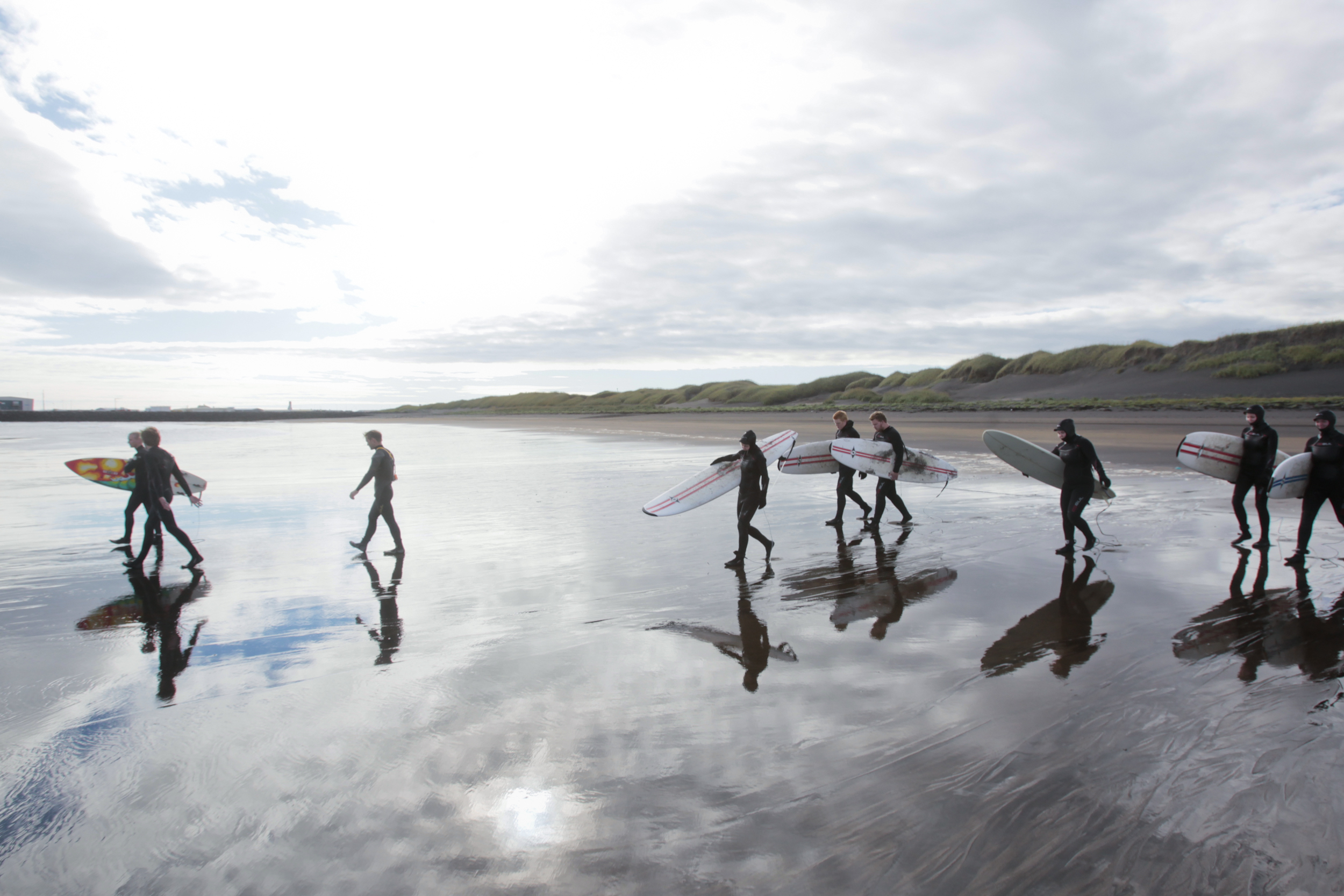 Surfing Iceland Alísa