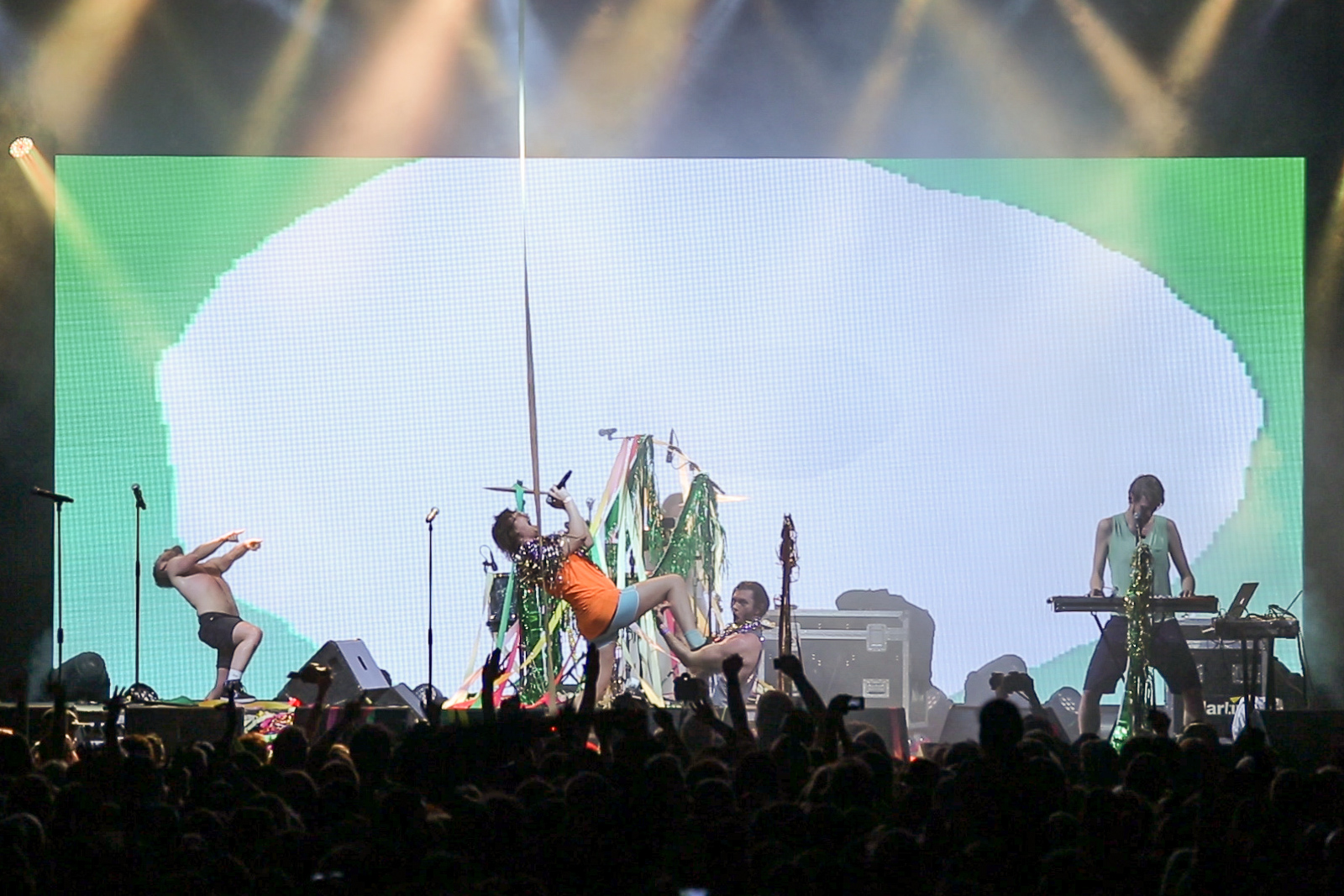FM Belfast at Vodafone Hall