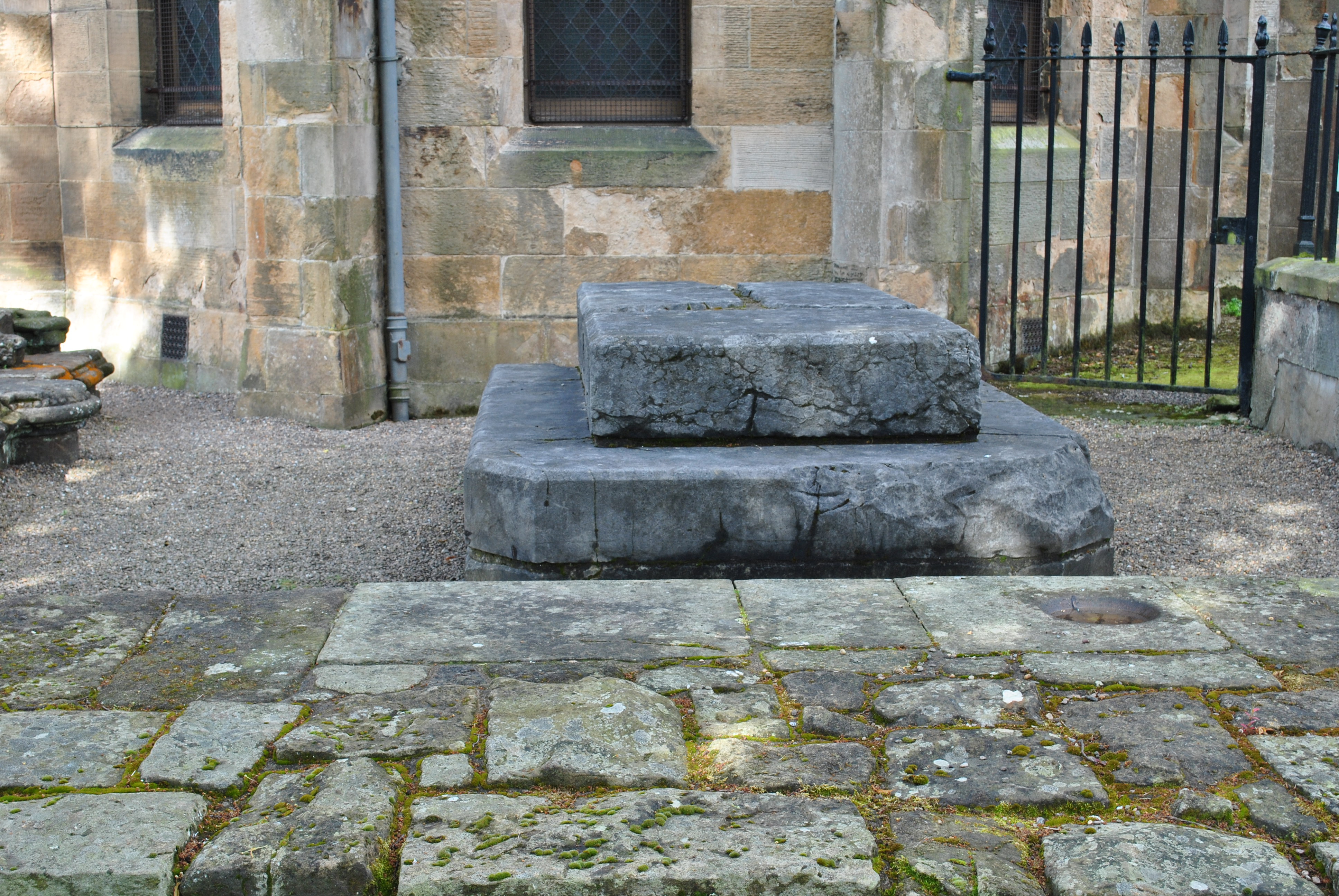 Dunfermline Abbey (45)