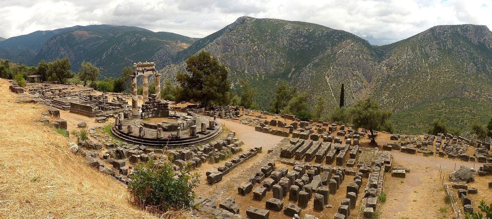 Arrive early in summer when the route is very busy because purchasing a ticket in advance does not guarantee a seat. From Athens Delphi Day Trip With Arachova Visit Greeking Me