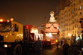 نقل تمثال الملك رمسيس من وسط القاهرة إلى المتحف المصري الكبير