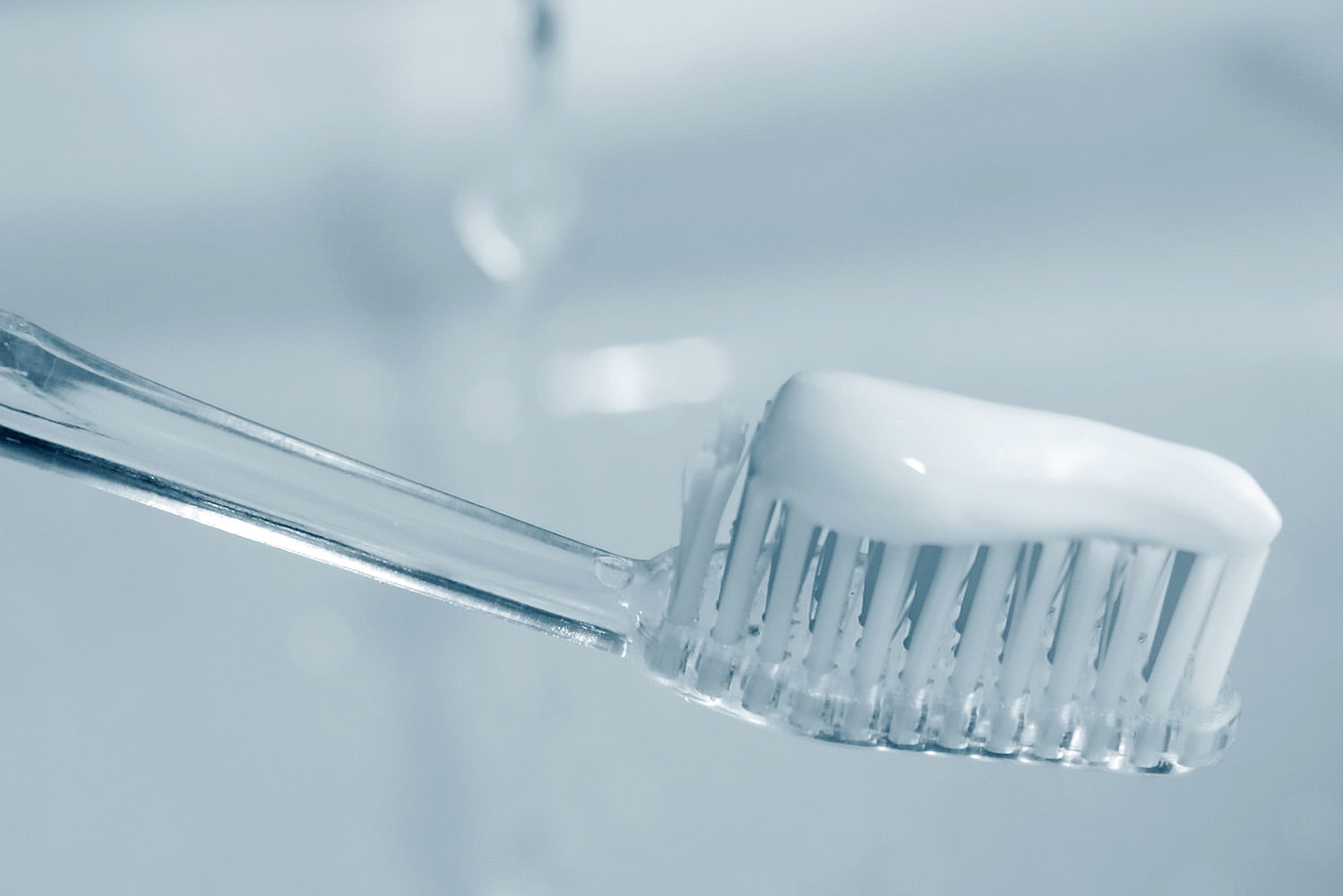 How to recycle a plastic toothbrush